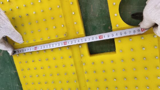 Überlegene Handwerkskunst mit präziser Fertigung Polyurethan 30 mm Dicke Drehtisch Anti-Rutschmatte
