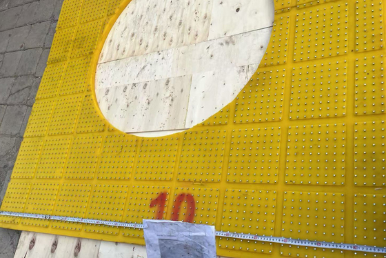37 1/2 Zoll Anti-Slip Mat Drehtisch Gelb Farbe 2200MM*1800MM Mat für Ölfeldbohrungen